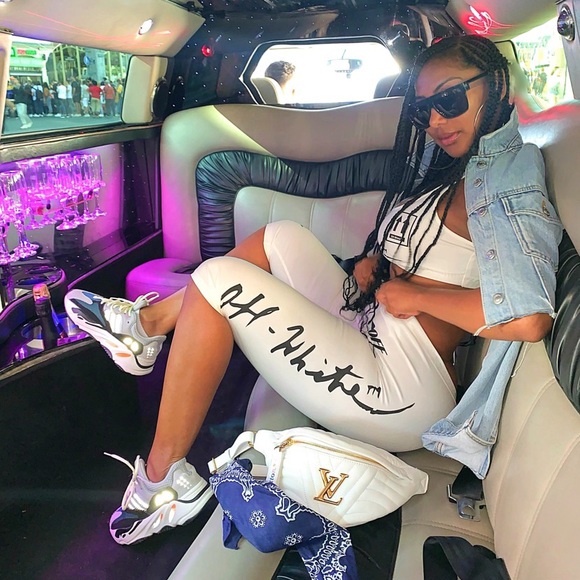 Authentic off -white two piece set sz: M - Picture 2 of 3